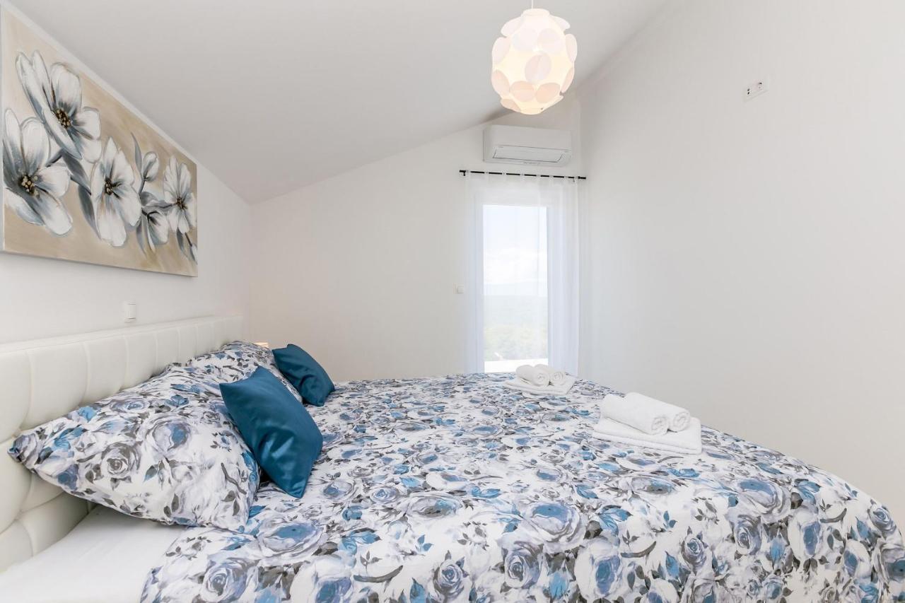 Holiday House San Michele Vrh  Ngoại thất bức ảnh